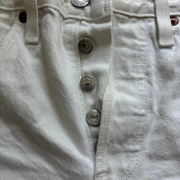 Levi’s White 501 Buttonfly Jean Shorts Size 26 - Picture 7 of 15